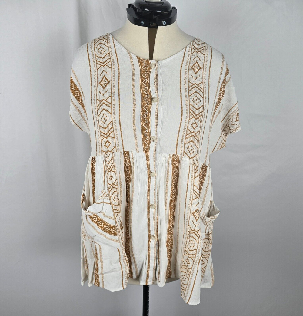 Impressions Blouse Women's S White Tan Aztec Pattern Buttons Cap Sleeve Pockets